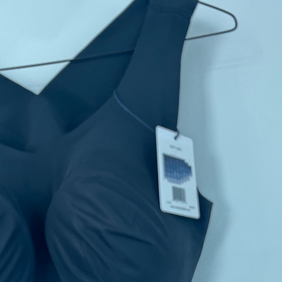 Chic Black V-Neck Women's Bra Top - Picture 5 of 9